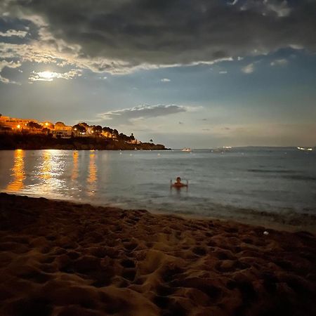Studio Roses Beach Zewnętrze zdjęcie