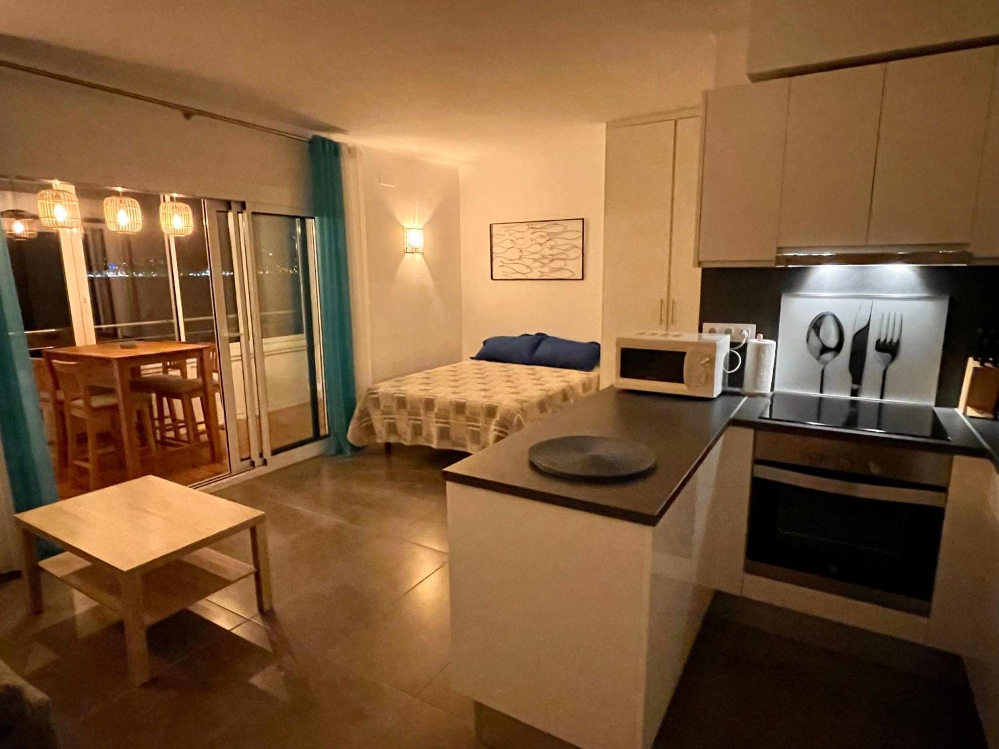Studio Roses Beach Zewnętrze zdjęcie